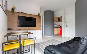 Impecável c/ Garagem prox metrô hospitais e mto +!